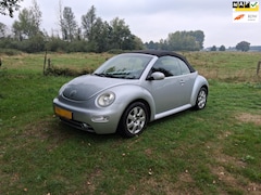 Volkswagen New Beetle Cabriolet - 2.0 Highline