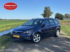 Ford Focus Wagon - 1.6 Comfort Airco Trekhaak Nette auto
