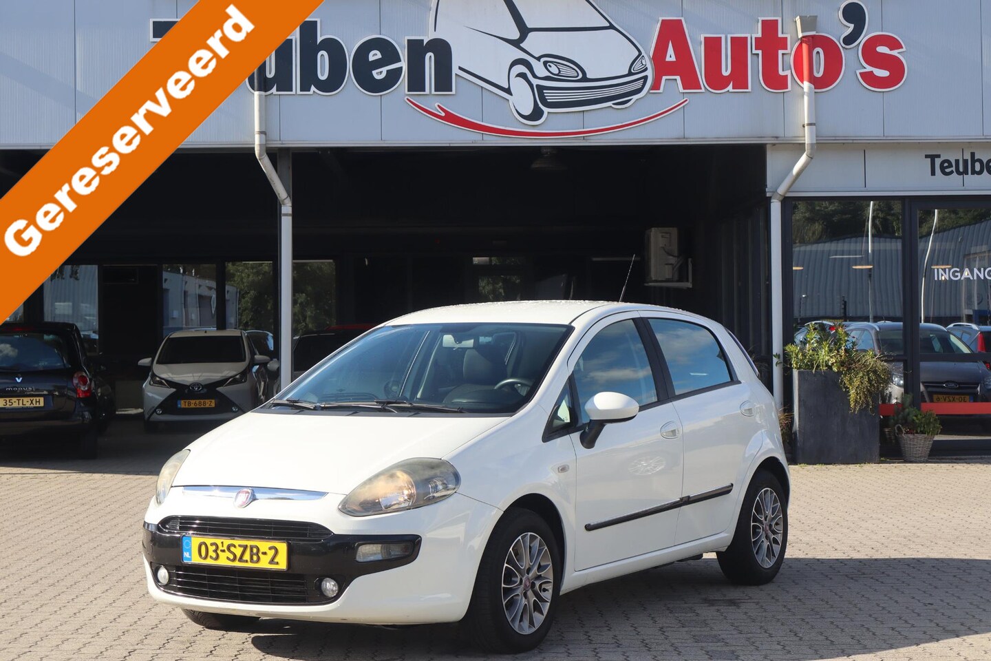 Fiat Punto Evo - 1.3 M-Jet Mylife Airco, Cruise control, Radio cd speler, Lichtmetalen wielen - AutoWereld.nl