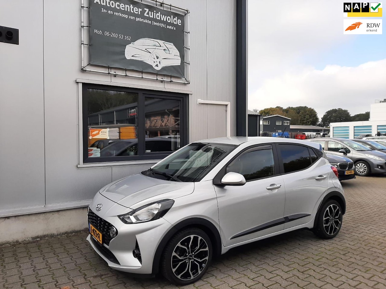 Hyundai i10 - 1.0 Comfort airco cruise app carplay - AutoWereld.nl