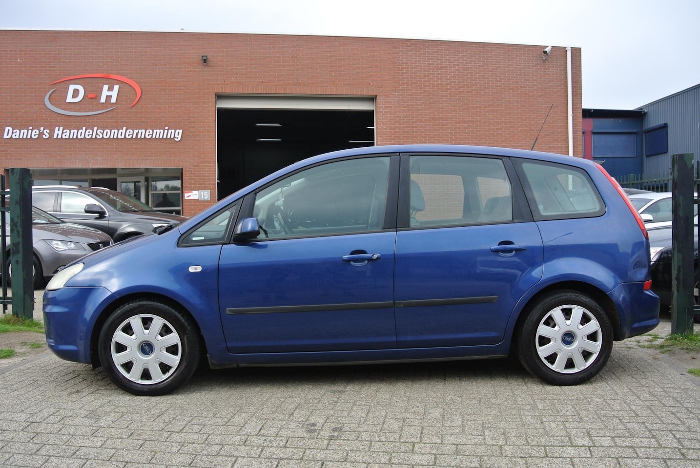 Ford Focus C-Max - 1.8-16V Trend airco inruil mogelijk - AutoWereld.nl