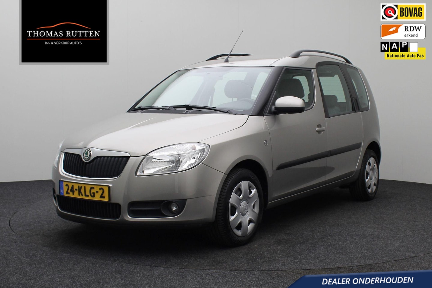Skoda Roomster - 1.4-16V Tour 2010 NAP | Dealer onderhouden | Airco | Elektrische ramen | Trekhaak | AUX | - AutoWereld.nl