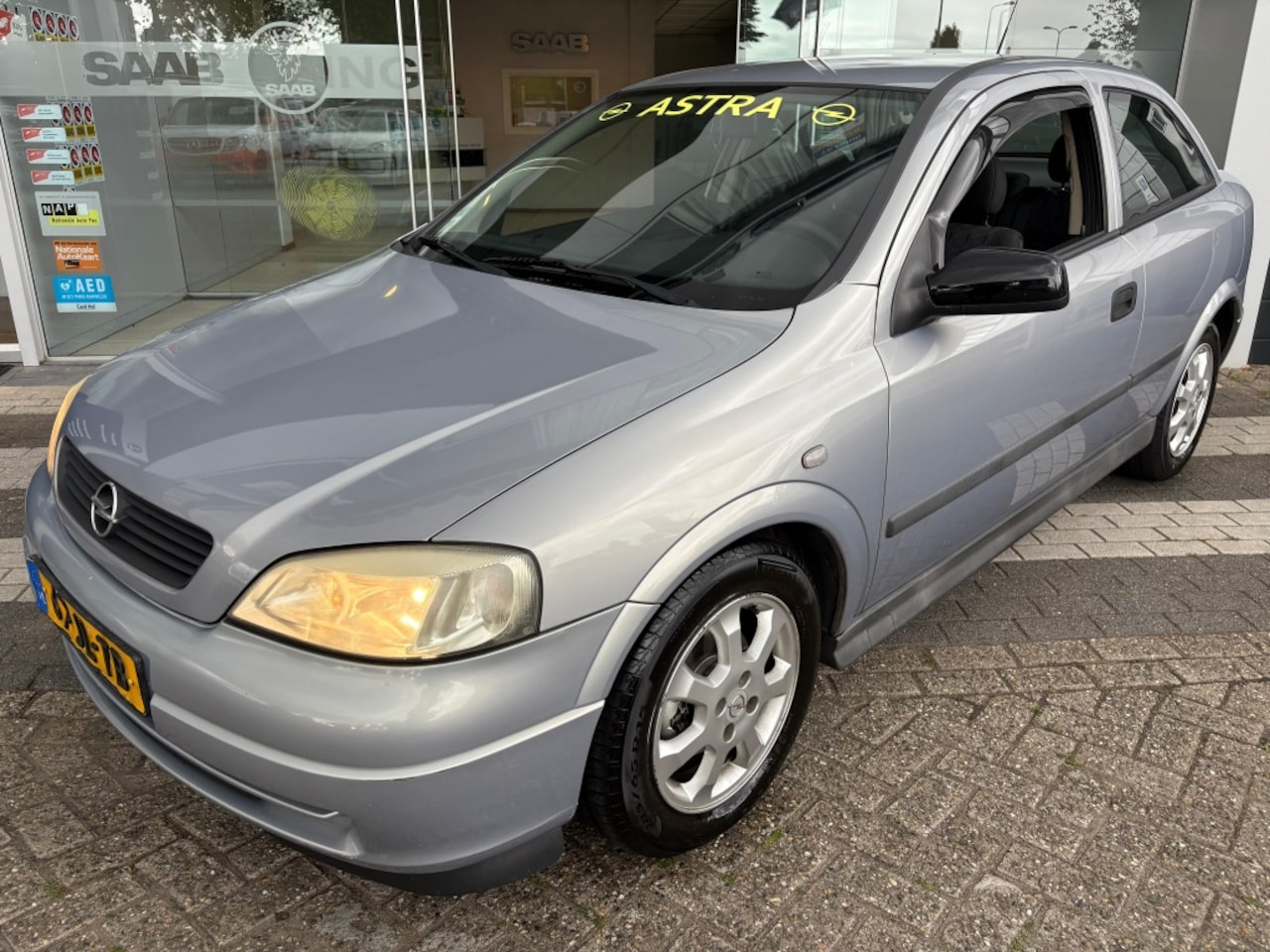 Opel Astra - 1.6-16V Edition 1.6-16V Edition - AutoWereld.nl