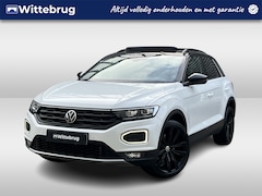 Volkswagen T-Roc - 1.5 TSI 150PK Sport / Digitale Cockpit Pro / Panoramadak / Zwenkbare Trekhaak / Black Styl