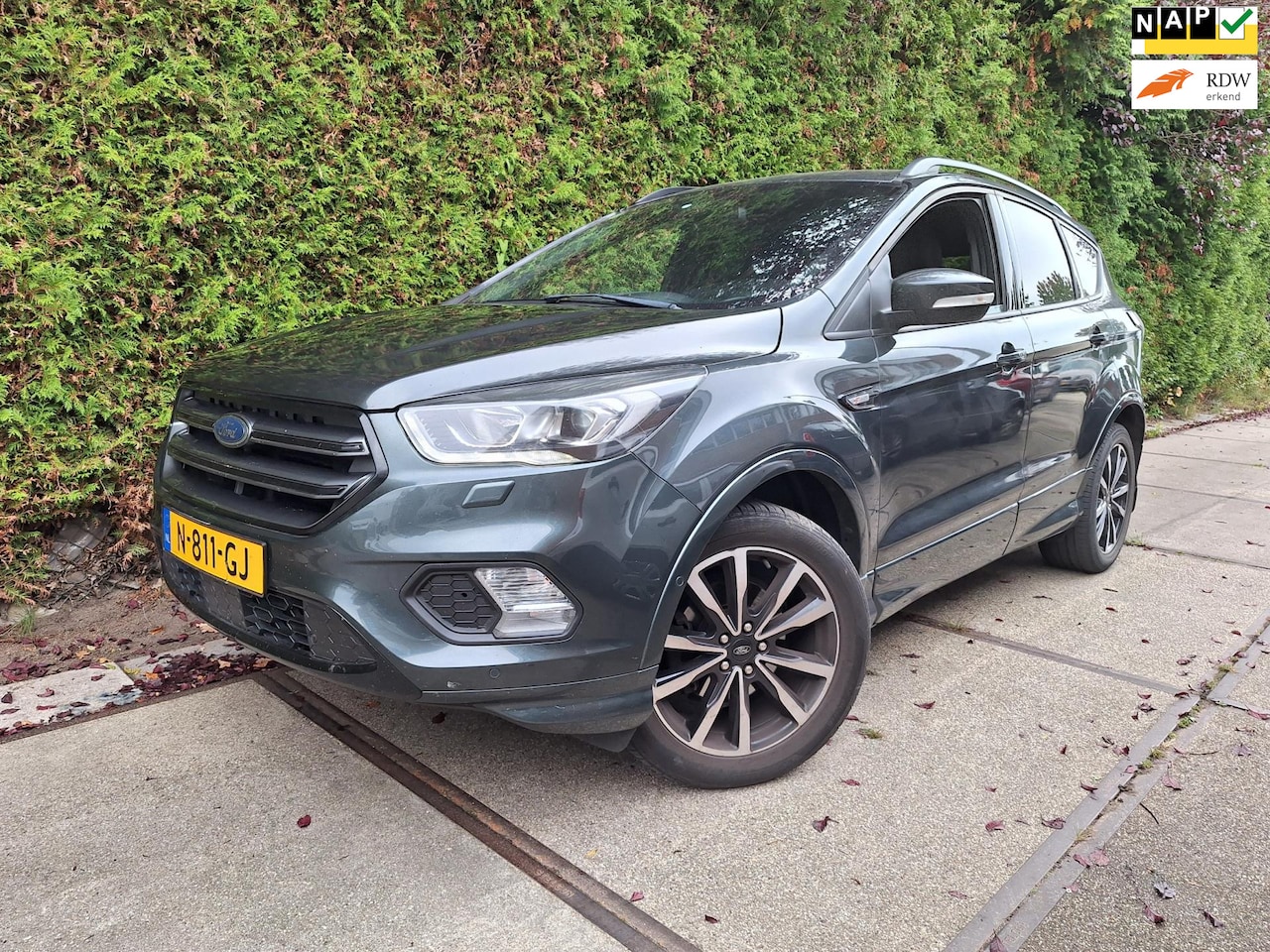 Ford Kuga - 1.5 EcoBoost ST-Line 1.5 EcoBoost ST Line (koppaking defect-Lekt koelvloeistof!) - AutoWereld.nl