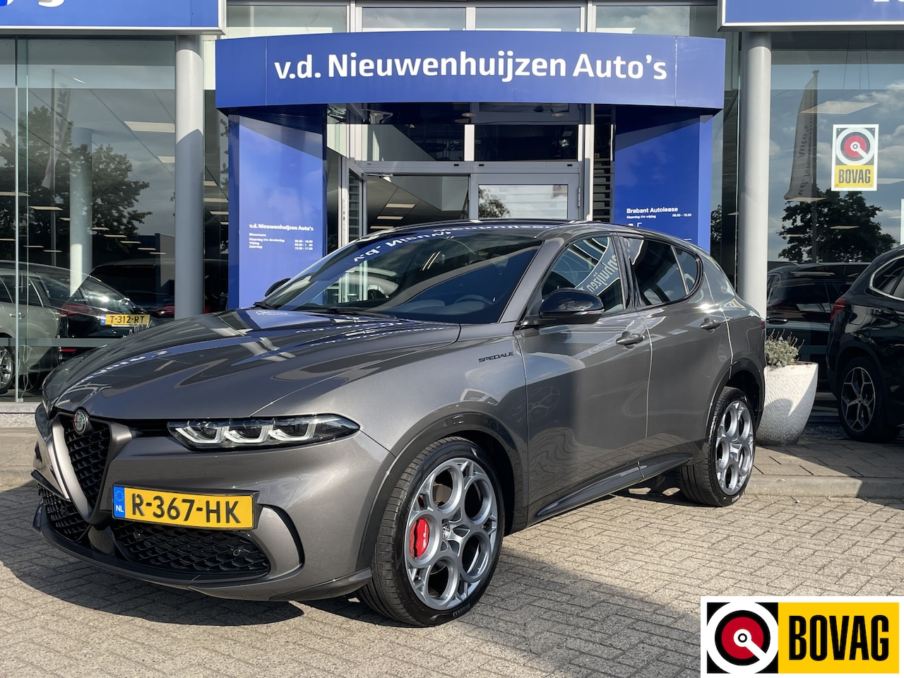 Alfa Romeo Tonale - 1.5T Hybrid Edizione Speciale | Harman Kardon | Achteruitrijcamera | Info: 0492-588974 - AutoWereld.nl