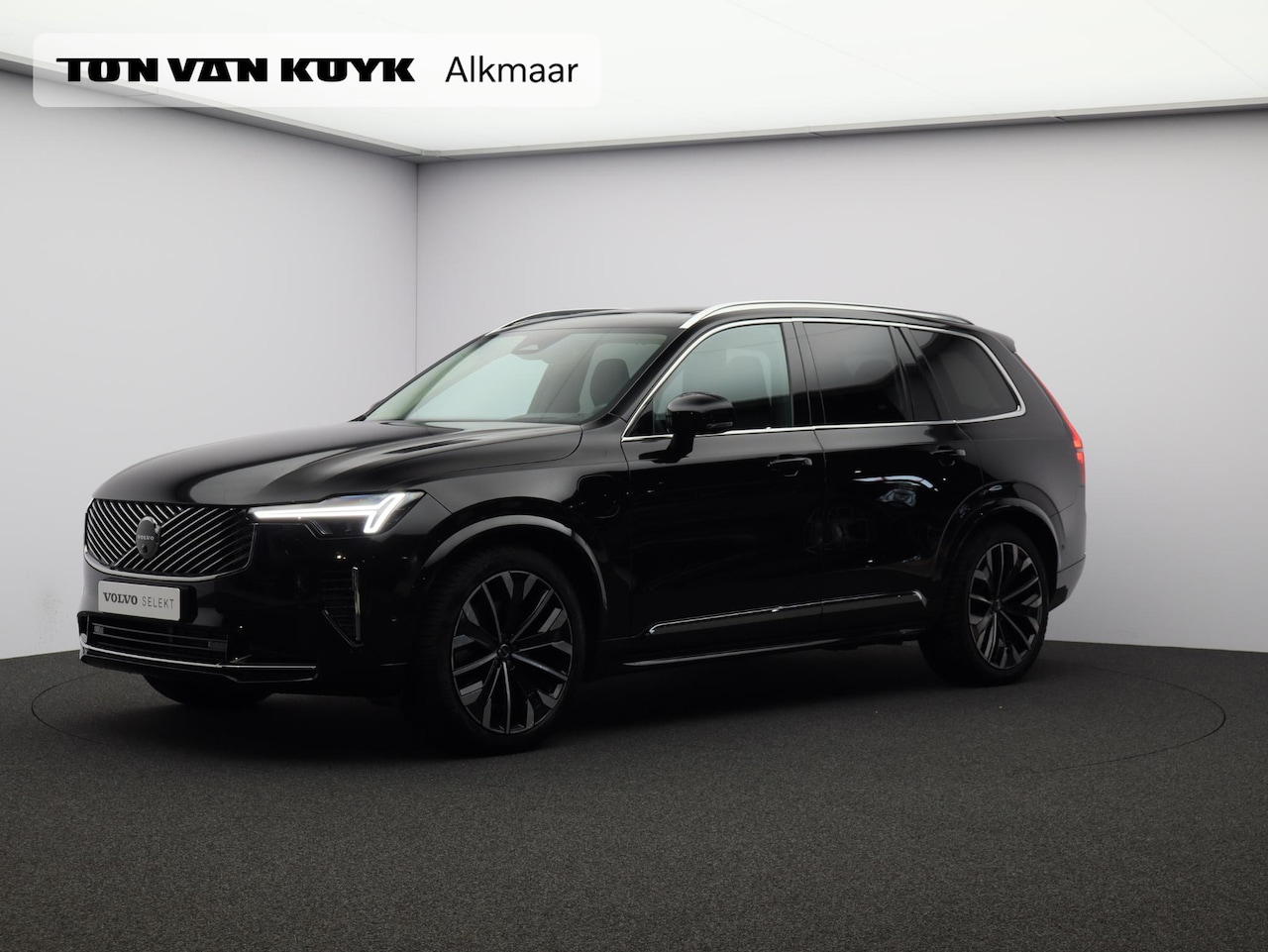 Volvo XC90 - T8 455PK Plug-in hybrid AWD Ultra Bright / Facelift / Trekhaak / Luchtvering / Matrix LED - AutoWereld.nl