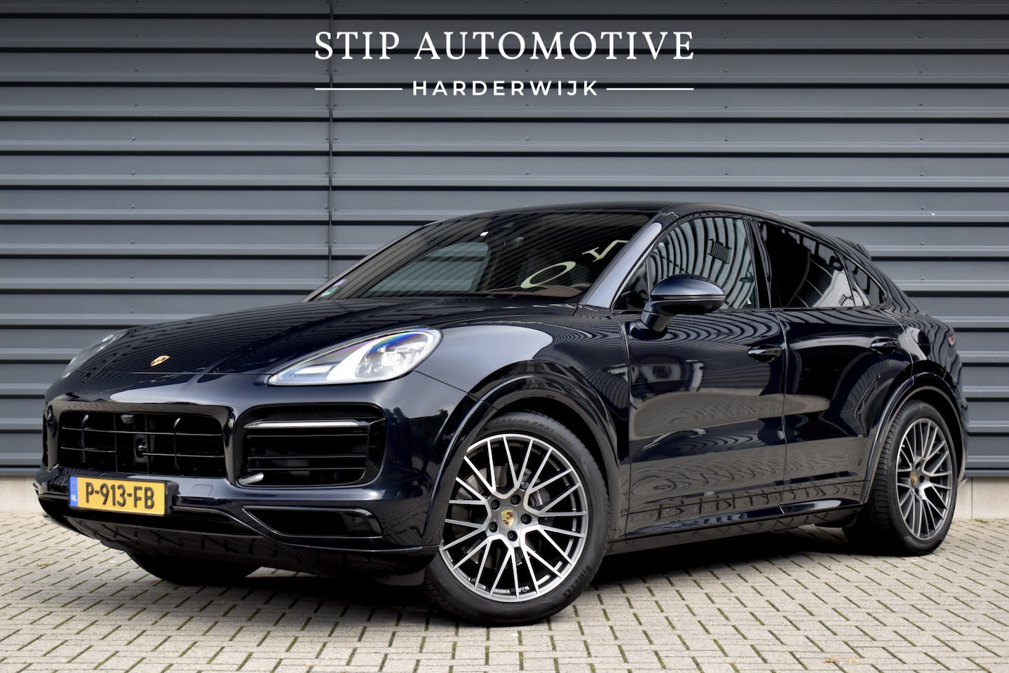 Porsche Cayenne Coupé - 3.0 E-Hybrid 462pk SportDesign | ACC | Head-Up | Bose | Trekhaak wegk. | Panoramadak | 360 - AutoWereld.nl