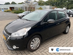 Peugeot 208 - 1.2 e-VTi 82PK Envy Automaat | Navi | Clima | Cruise | Parkeersensoren | Elektrische Ramen
