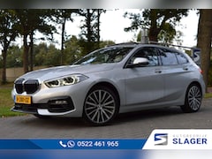 BMW 1-serie - 118i High Executive Edition - Pano|Trekhaak|Camera|Leer|Carplay