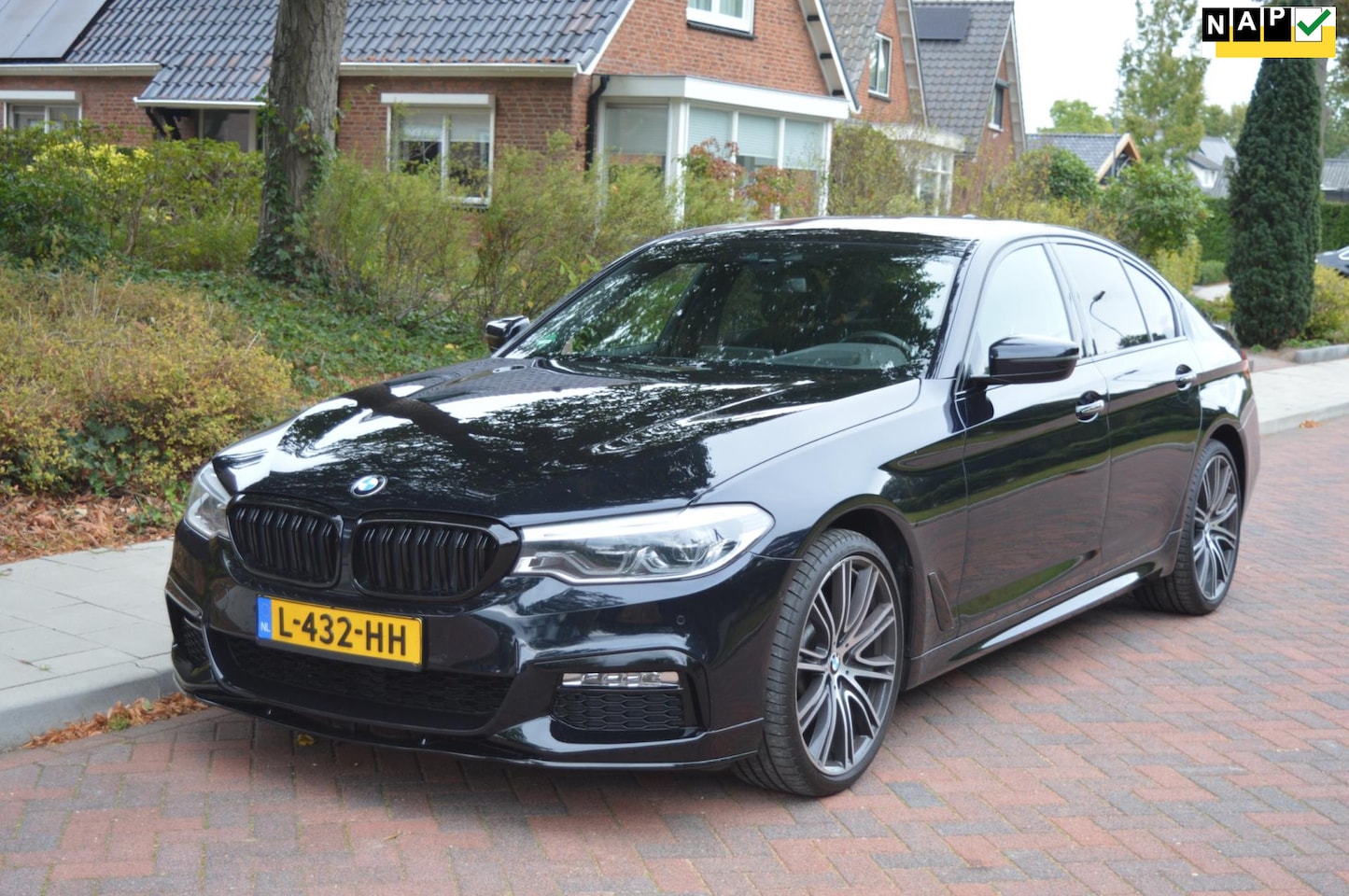 BMW 5-serie - 530i High Exe camera/head-up - AutoWereld.nl