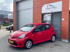 Toyota Aygo - 1.0 VVT-i Comfort APK 09-2026 AIRCO CNTRL NAP ELEK RAMEN
