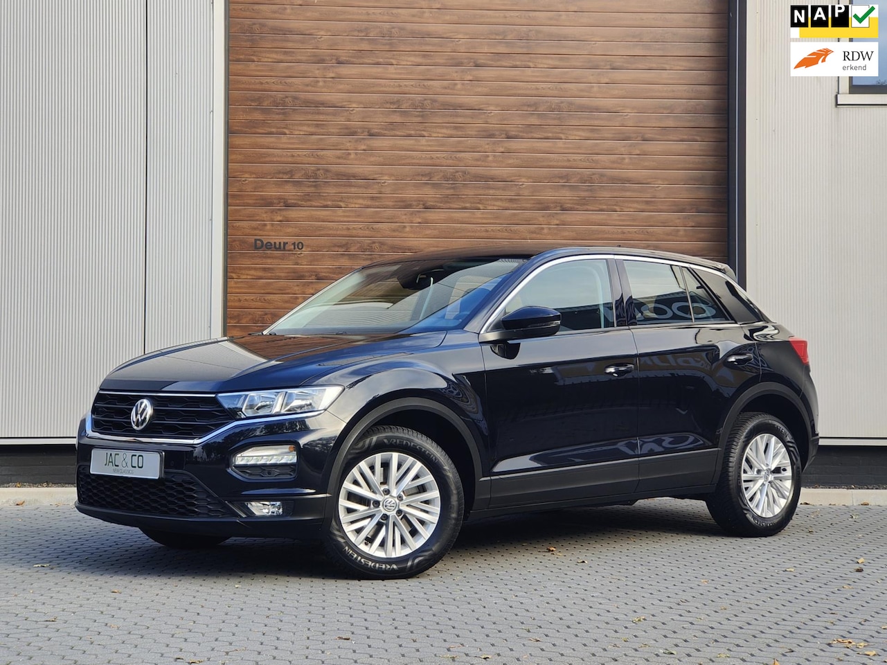 Volkswagen T-Roc - 1.0 TSI Style Apple Carplay Dealer onderhouden - AutoWereld.nl