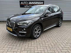 BMW X1 - sDrive20i Automaat 1800 kg Trekgewicht Ndl auto | Trekhaak | PDC V+A | Clima | Cruise | St