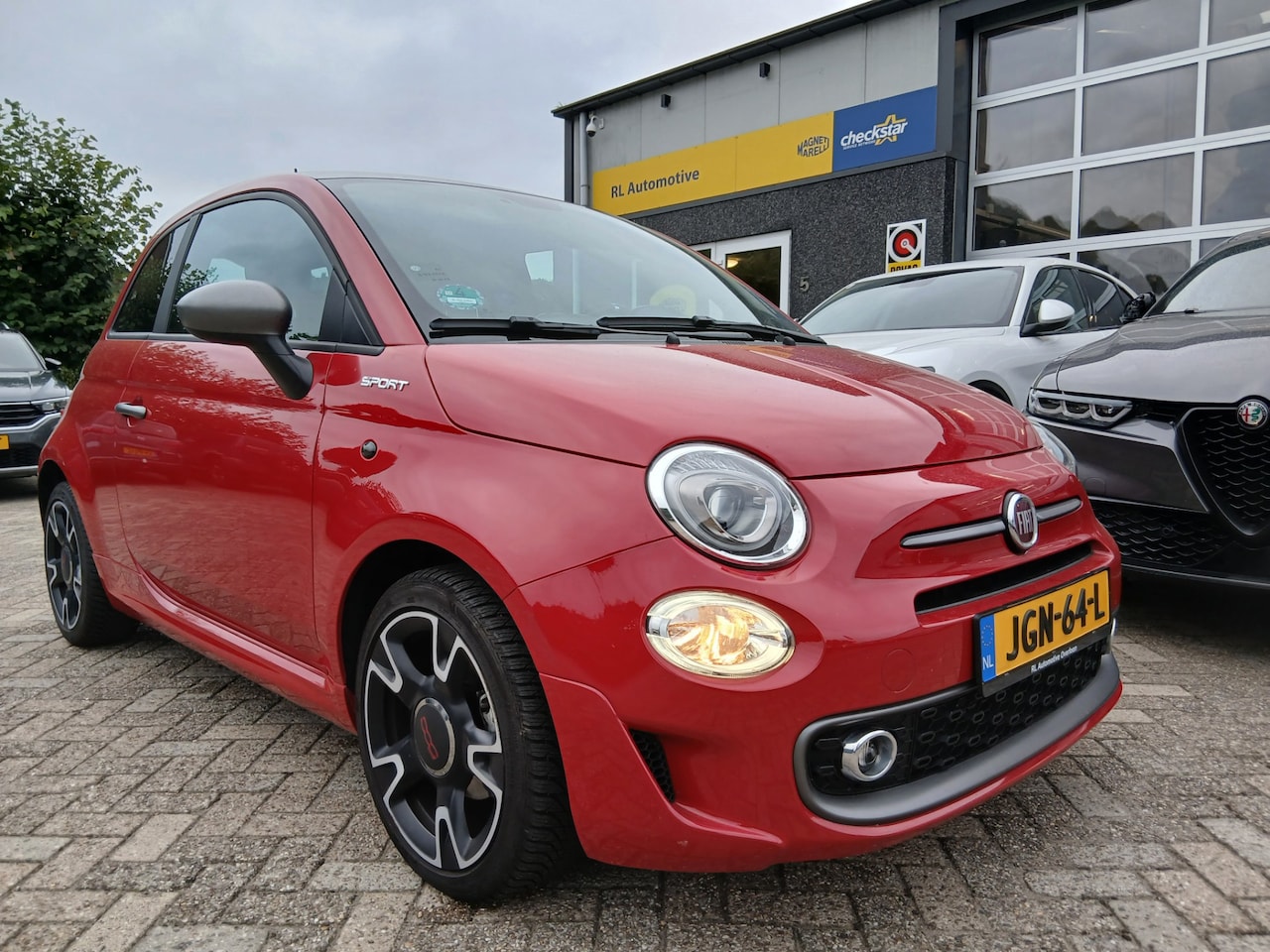 Fiat 500 - 1.0 Hybrid Sport - Navigatie - Panorama dak - AutoWereld.nl
