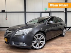 Opel Insignia Sports Tourer - 1.6 T Cosmos / CLIMA / CRUISE / LM 20/ NAVI / PDC
