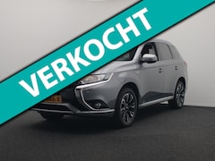 Mitsubishi Outlander - 2.0 PHEV Executive Edition Trekhaak Navigatie Origineel NL