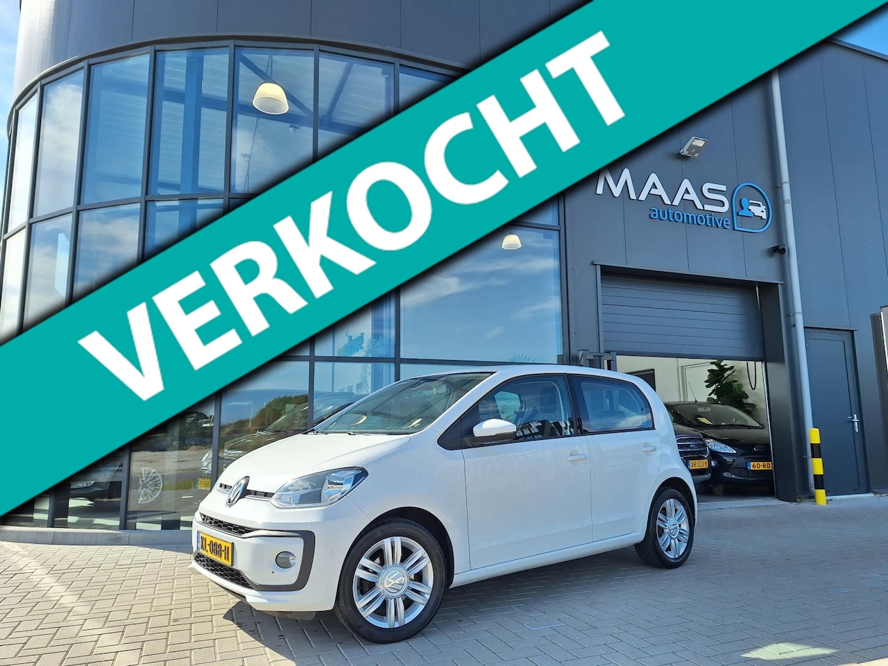 Volkswagen Up! - 1.0 BMT high up! DEALER OH | 1E EIG - AutoWereld.nl