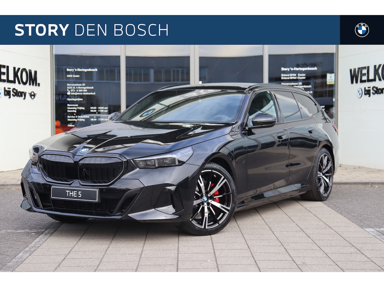BMW 5-serie Touring - 530e High Executive M Sport Automaat / Trekhaak / Adaptieve LED / Parking Assistant Plus / - AutoWereld.nl