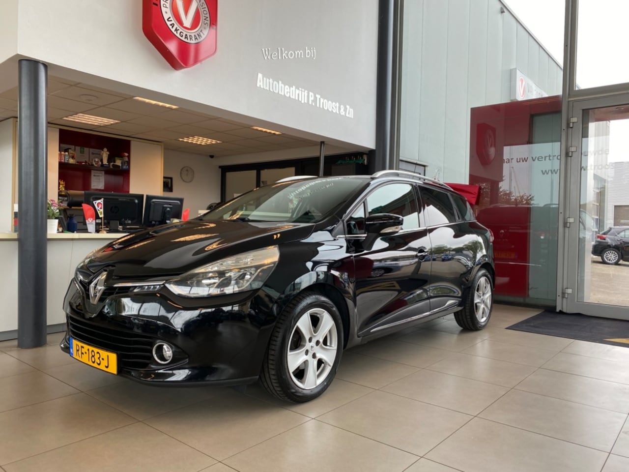 Renault Clio Estate - 0.9 TCe Dynamic,Navigatie,Achteruitrijcamera,Bluetooth met Spraakbediening,Keyless,Climate - AutoWereld.nl