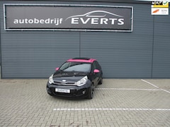 Kia Rio - 1.4 CVVT Super Pack Nieuwe fabrieks motor 0 km zeer mooie en zeer complete auto unieke uit