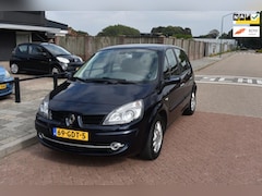 Renault Scénic - 2.0-16V Tech Line Automaat Navigatie
