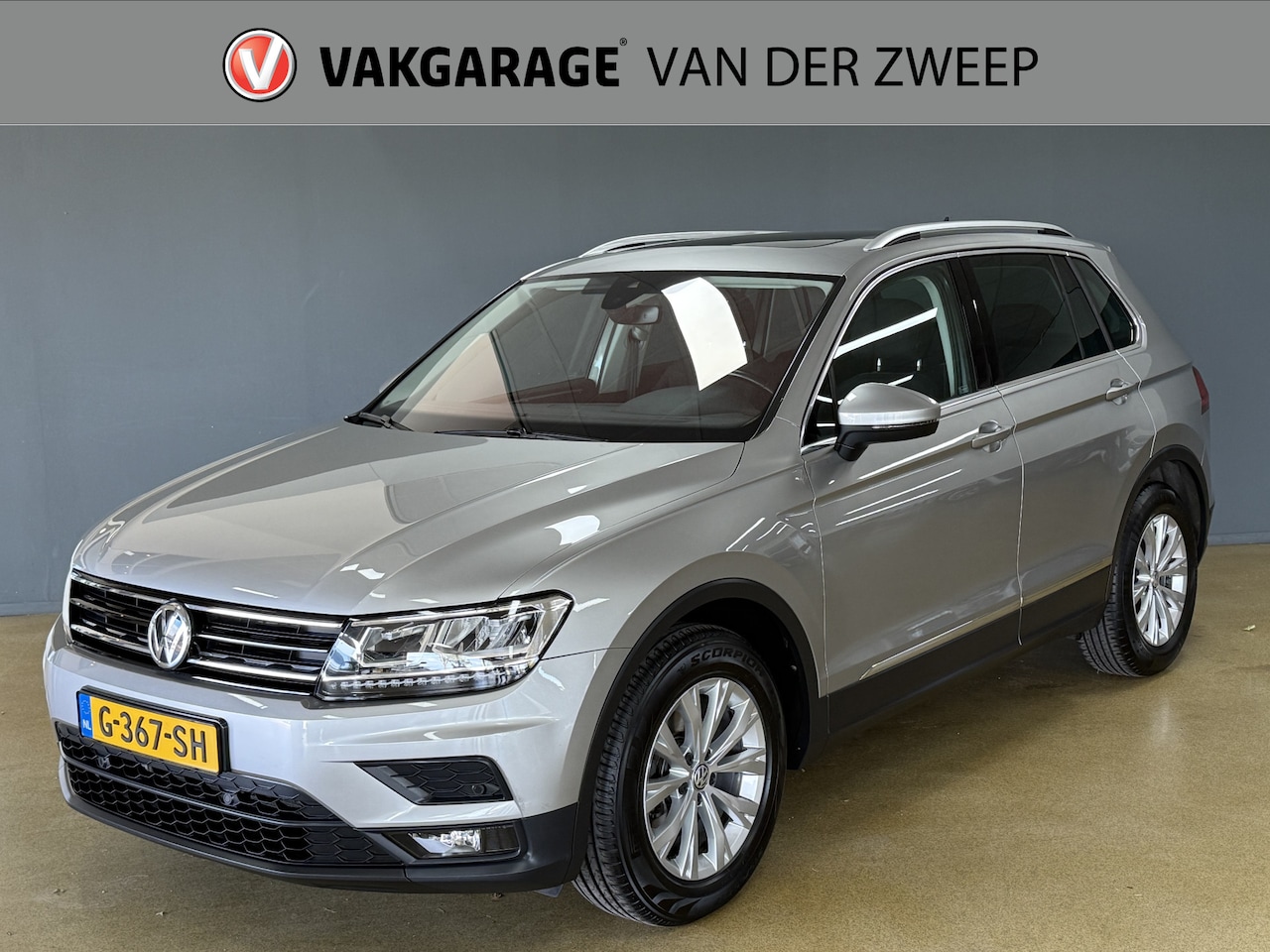 Volkswagen Tiguan - 1.5 TSI Comfortline Business | Elektr. Trekhaak | Carplay | Massage - AutoWereld.nl