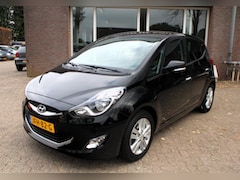 Hyundai ix20 - 1.6i Achteruitrijcamera, Bluetooth, Navi, Cruise control, Leder, Stoelverwarming, Parkeers