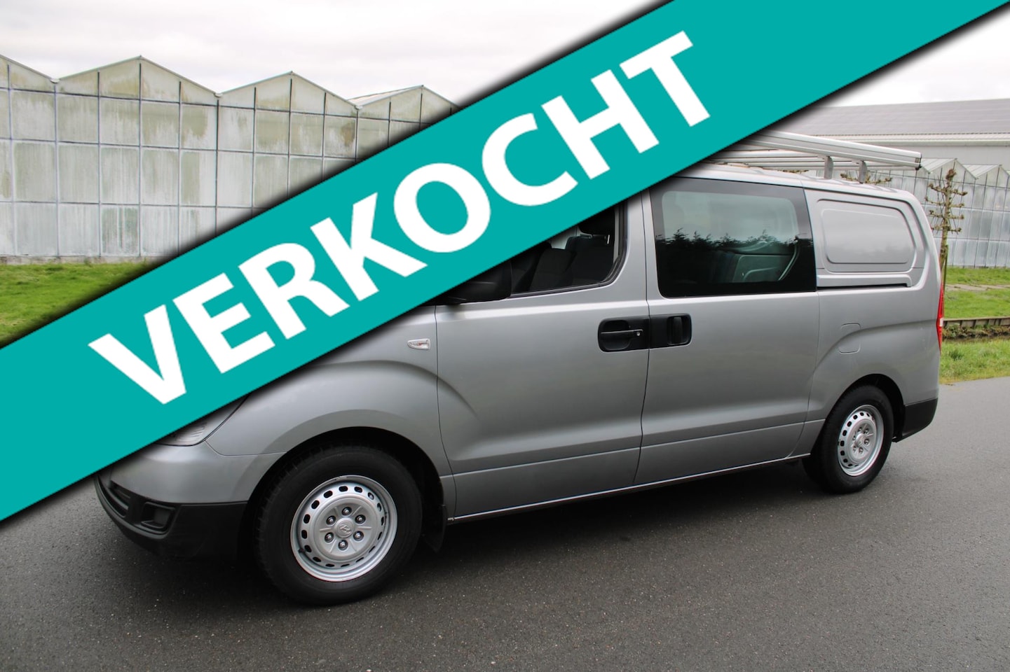 Hyundai H 300 - 2.5 CRDi Active Dubbel Cabine 1e Eigenaar 2 Zijschuifdeuren - AutoWereld.nl