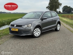 Volkswagen Polo - 1.4-16V Highline Airco Cruise Nieuwe APK