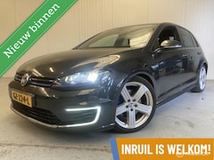 Volkswagen Golf - 1.4 TSI GTE // pano // vol optie //