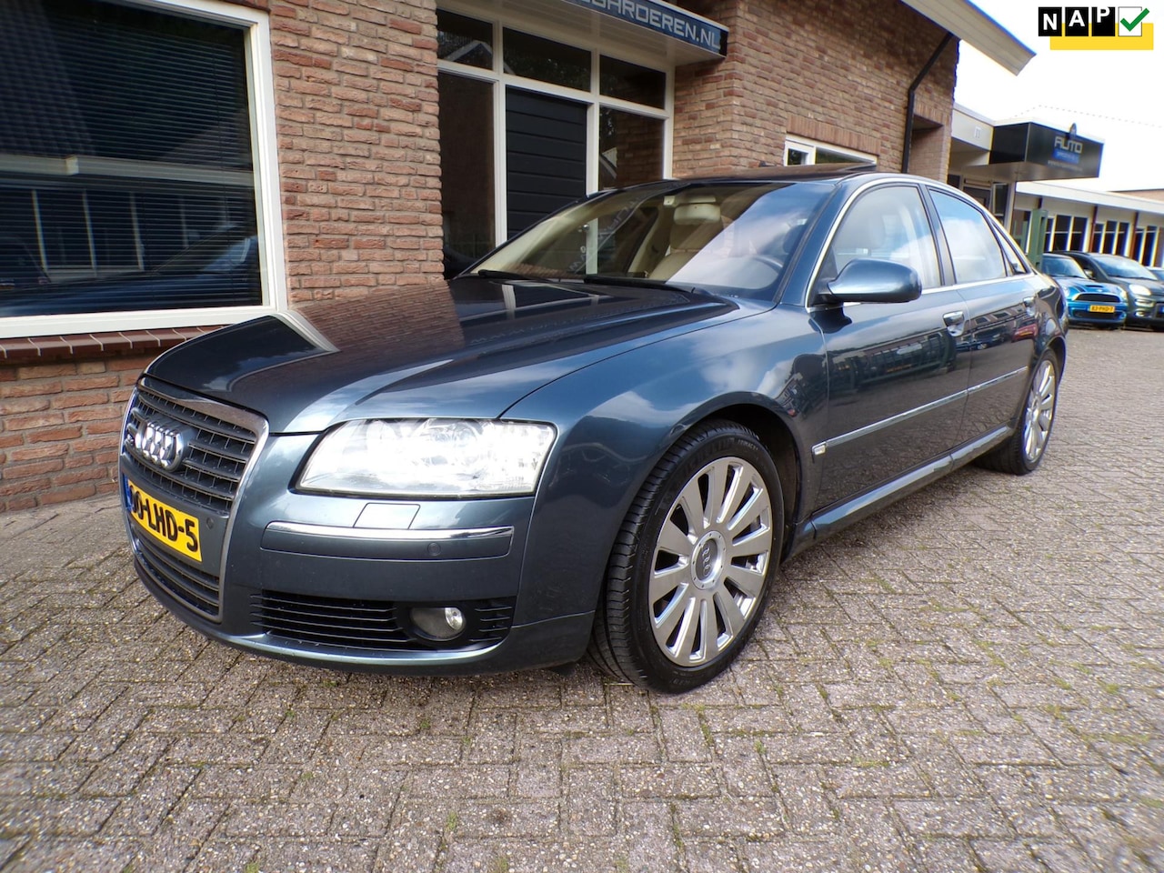 Audi A8 - 6.0 quattro Automaat / Leder / Navi / Schuifdak - AutoWereld.nl