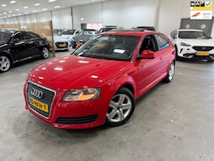 Audi A3 - 1.9 TDI Attraction Pro Line / SCHUIFKANTELDAK / AIRCO / NETTE AUTO
