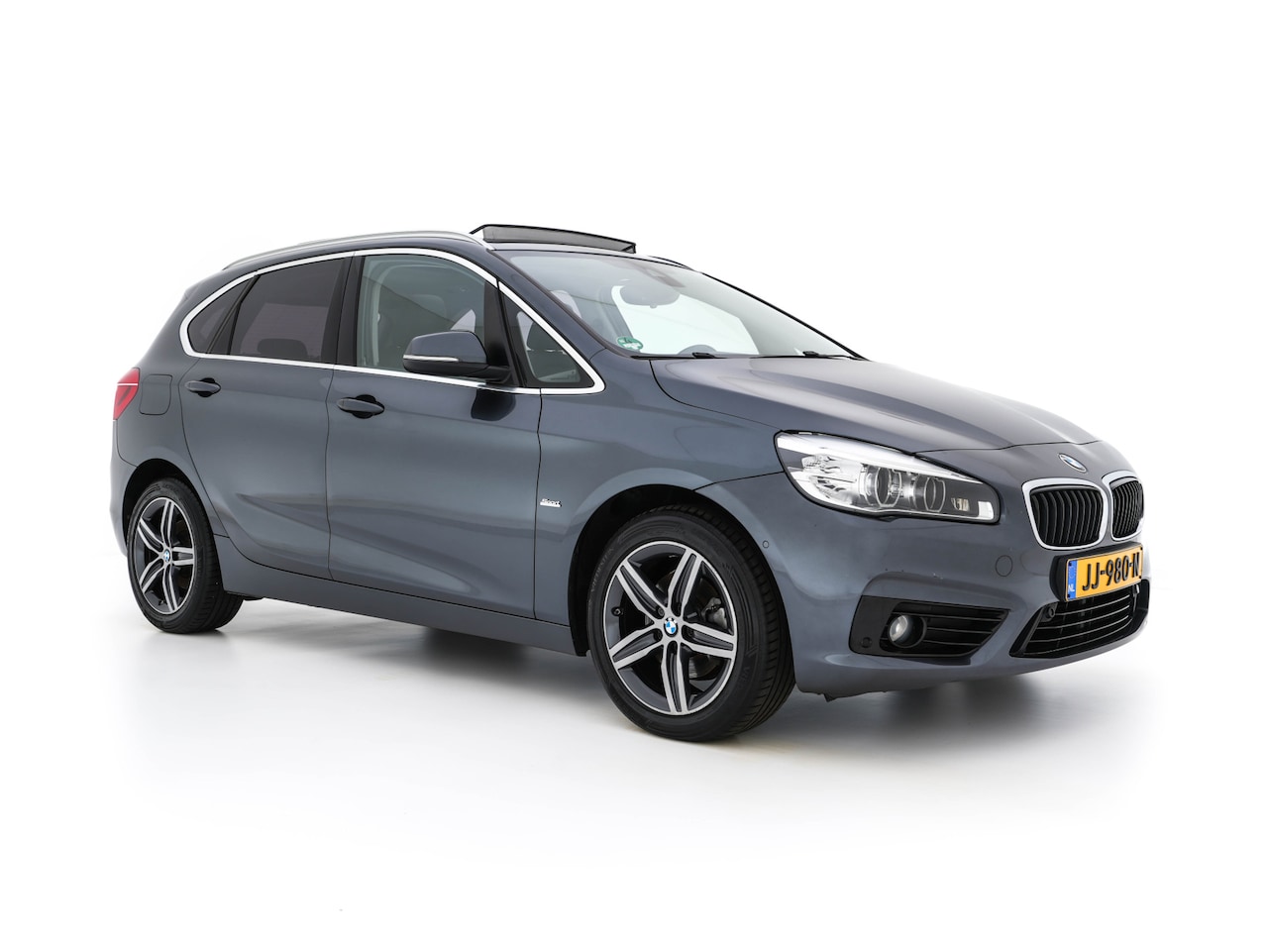 BMW 2-serie Active Tourer - 216d Centennial Executive Sport-line *PANO | FULL-LED | NAVI-FULLMAP | SPORT-SEATS | KEYLE - AutoWereld.nl