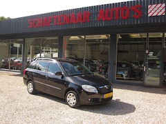 Skoda Fabia Combi - 1.4-16V Ambiente zeer mooi dealer onderhouden apk 15-03-2026