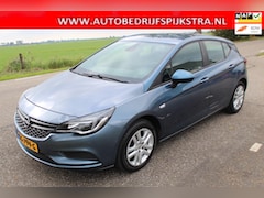 Opel Astra - 1.0 Innovation // 5-DRS /