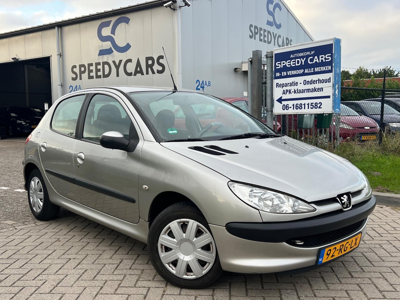 Peugeot 206 - 1.4 Air-line 2 2005 Airco Elektr Ramen 5DRS - AutoWereld.nl