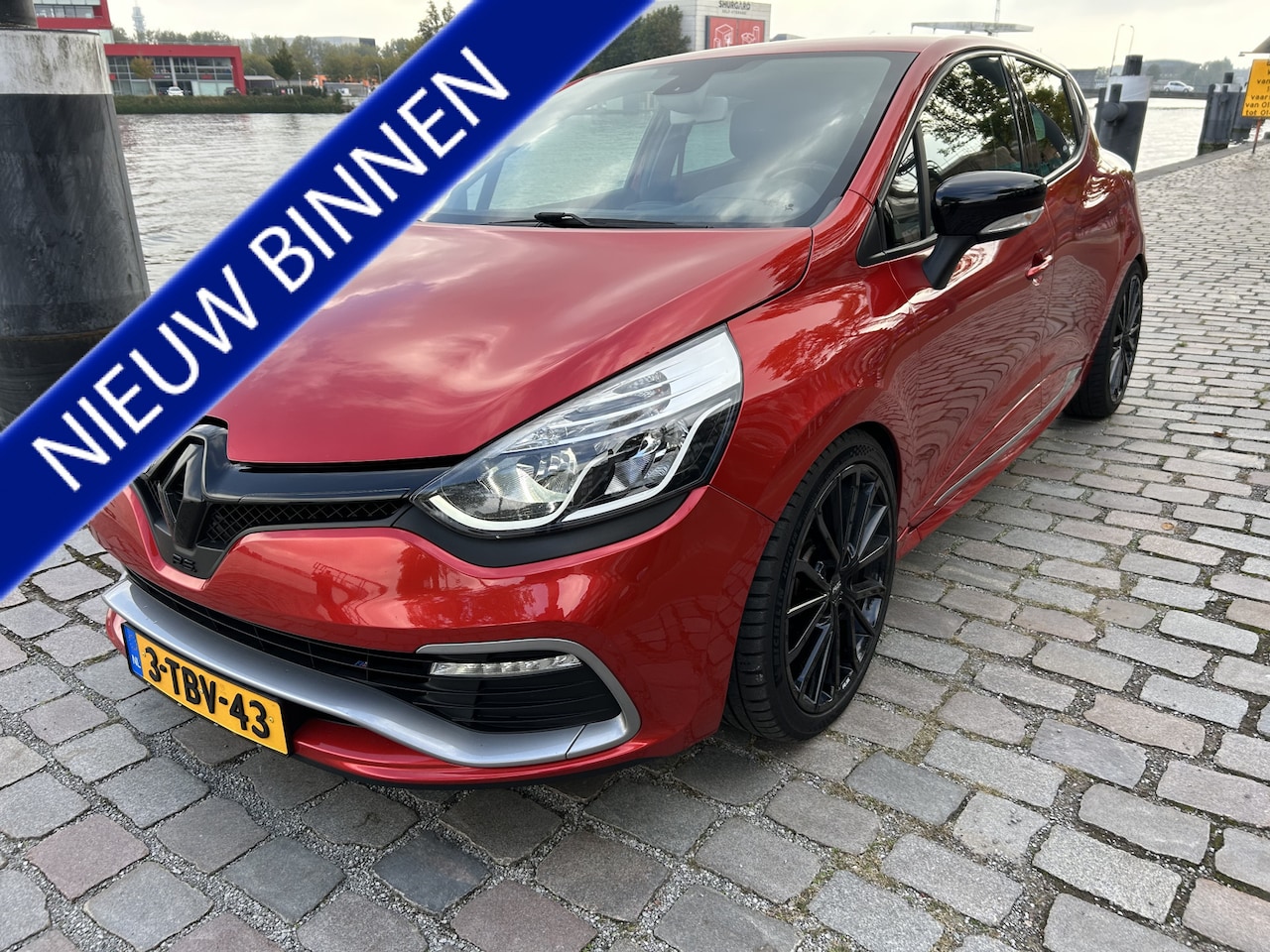 Renault Clio - 1.6 R.S. Navi Airco/ecc Akra | Nieuwstaat! - AutoWereld.nl
