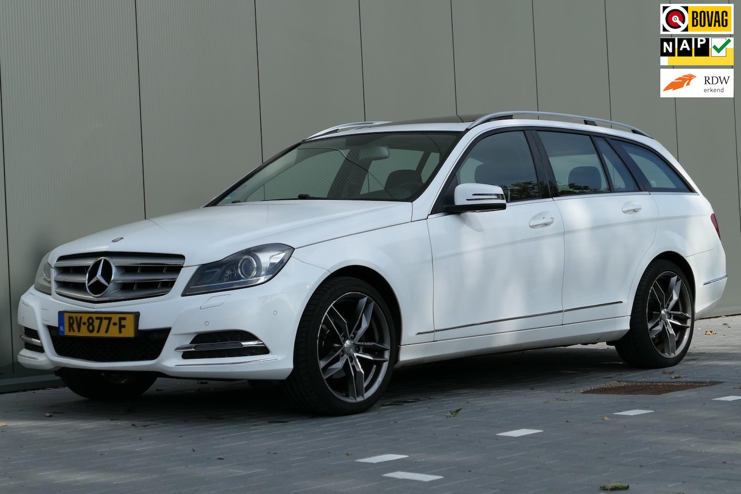 Mercedes-Benz C-klasse Estate - 180 Ambition Avantgarde Edition C Navi Schuifdak Stoelverwarming - AutoWereld.nl