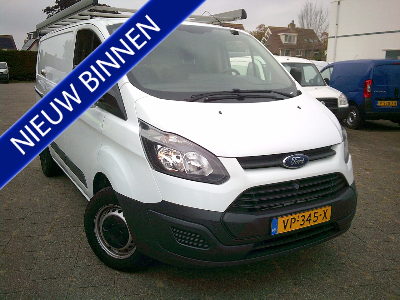 Ford Transit Custom - 270 2.2 TDCI L1H1 Economy Edition VOORZIEN VAN IMPERIAAL +TREKHAAK !!!! - AutoWereld.nl