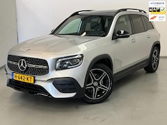 Mercedes-Benz GLB - 200 / AMG / NL-auto / BTW / Pano / Memory