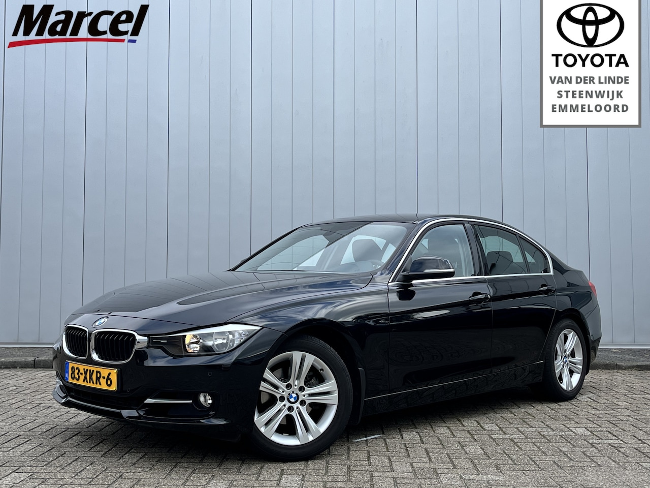 BMW 3-serie - 320i Executive Sportstoelen PDC Elektronische Trekhaak 1e Eigenaar Dealer onderhouden - AutoWereld.nl