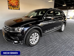 Volkswagen Tiguan Allspace - 1.5 TSI ACT Highline / Pano Dak / DYNAUDIO / Trekhaak
