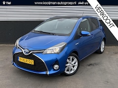 Toyota Yaris - 1.5 Hybrid Dynamic CVT-AUTOMAAT Panorama dak, Navigatie, achteruitrij camera, cruise contr