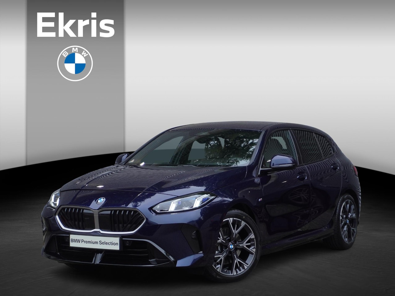 BMW 1-serie - 5-deurs 120 M Sportpakket | Harman Kardon | Elektr. Achterklap | Draadloze Lader | Comfort - AutoWereld.nl