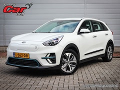 Kia e-Niro - DynamicLine 64 kWh | Clima | Cruise | Navi | Led | Camera | Pdc | 3 fase lader