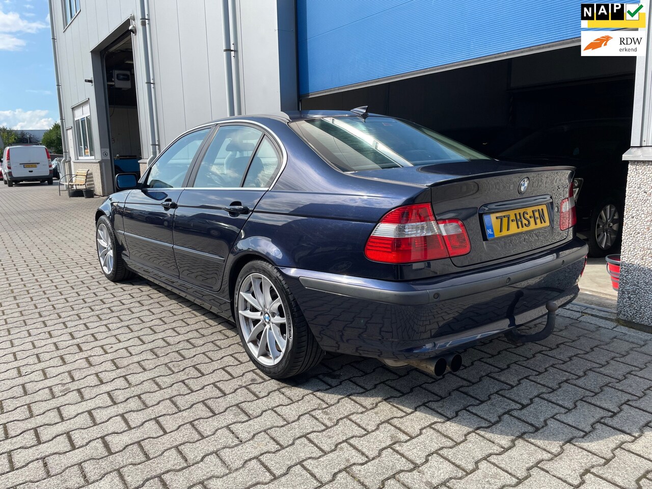 BMW 3-serie - 325i Executive Xenon|Climate|17'' - AutoWereld.nl