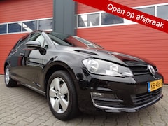 Volkswagen Golf - 1.2 TSI Connected Series, Clima, Navi, Trekhaak