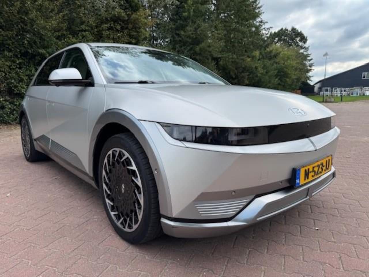 Hyundai IONIQ 5 - LOUNGE 73KWH THAAK/20INCH/ECC/NAV/LEER/PDC/LED - AutoWereld.nl