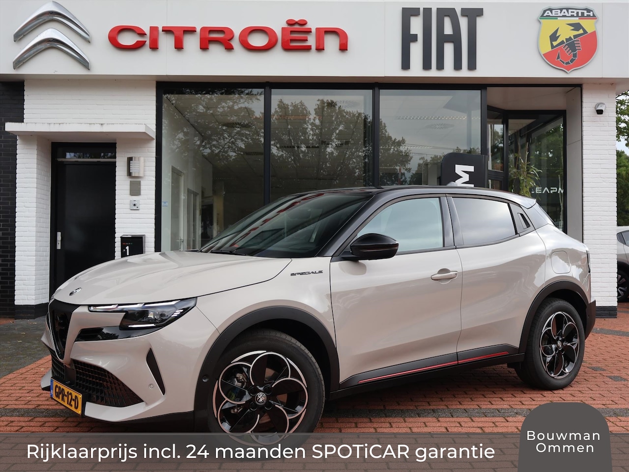 Alfa Romeo Junior - 54 kWh 156PK Automaat Elettrica Speciale, Rijklaarprijs | Camera | Navigatie | Mirrorscree - AutoWereld.nl